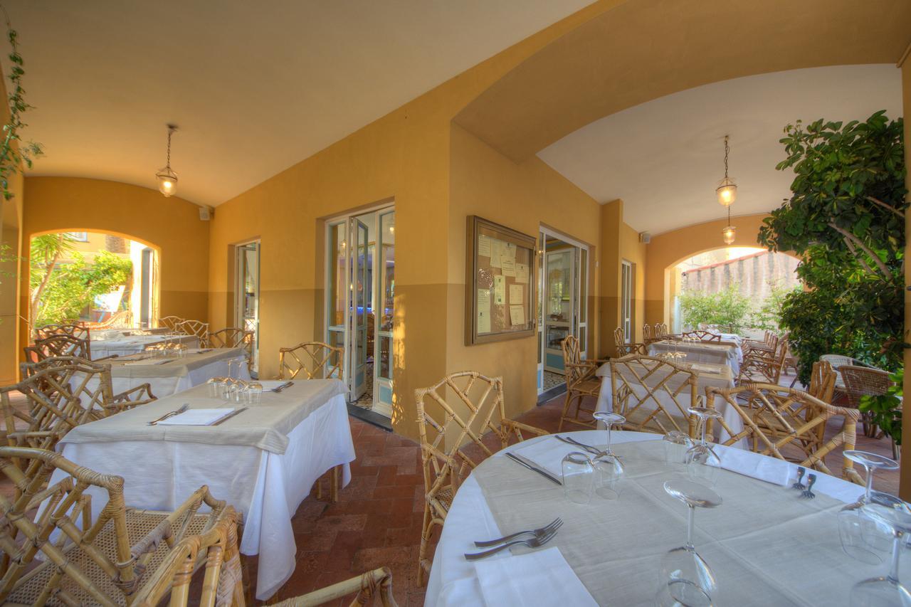 Hotel Arabesque Varigotti Esterno foto