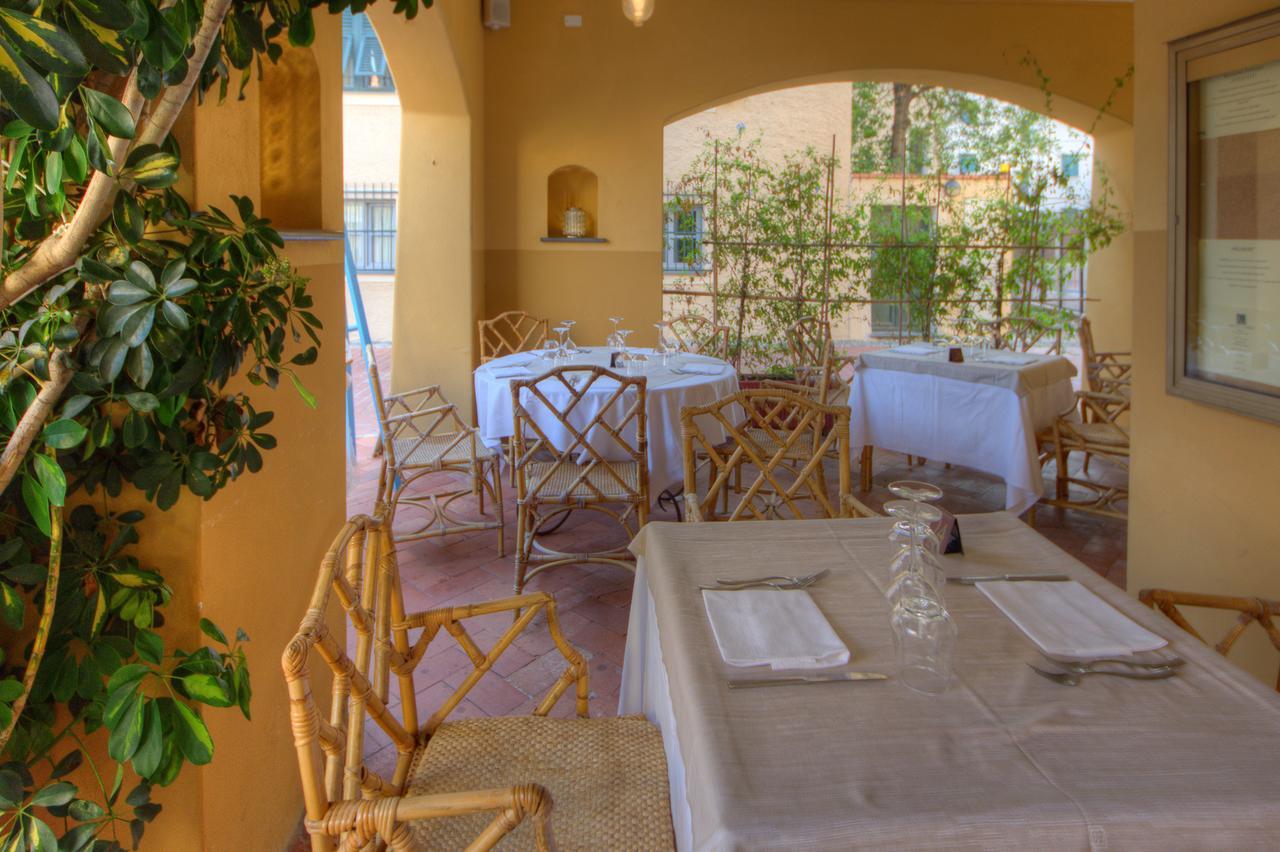 Hotel Arabesque Varigotti Esterno foto