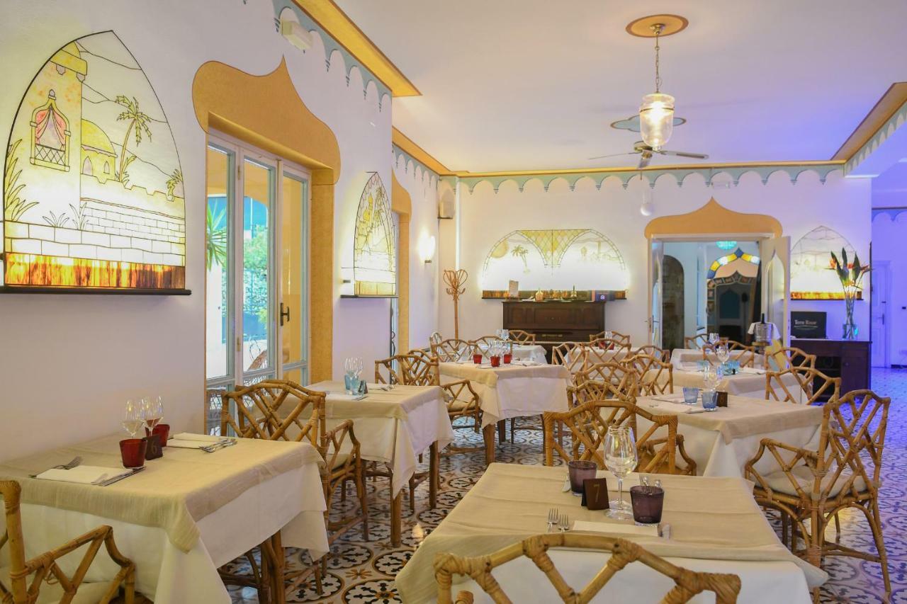 Hotel Arabesque Varigotti Esterno foto