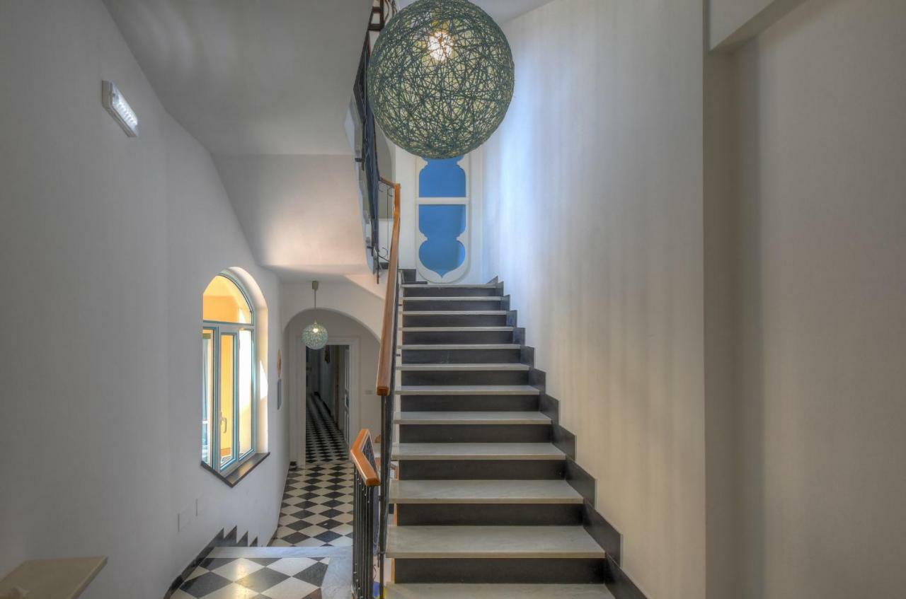 Hotel Arabesque Varigotti Esterno foto