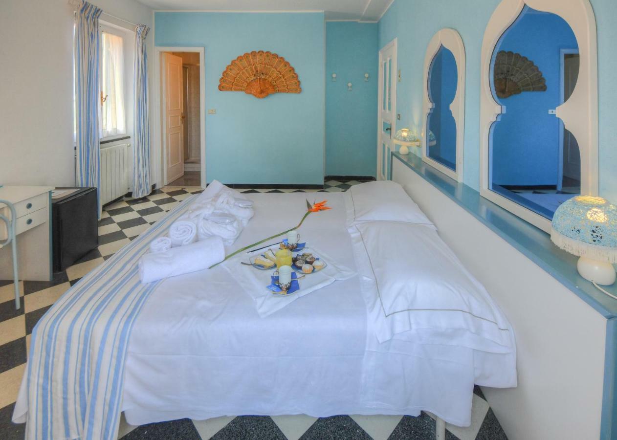 Hotel Arabesque Varigotti Esterno foto