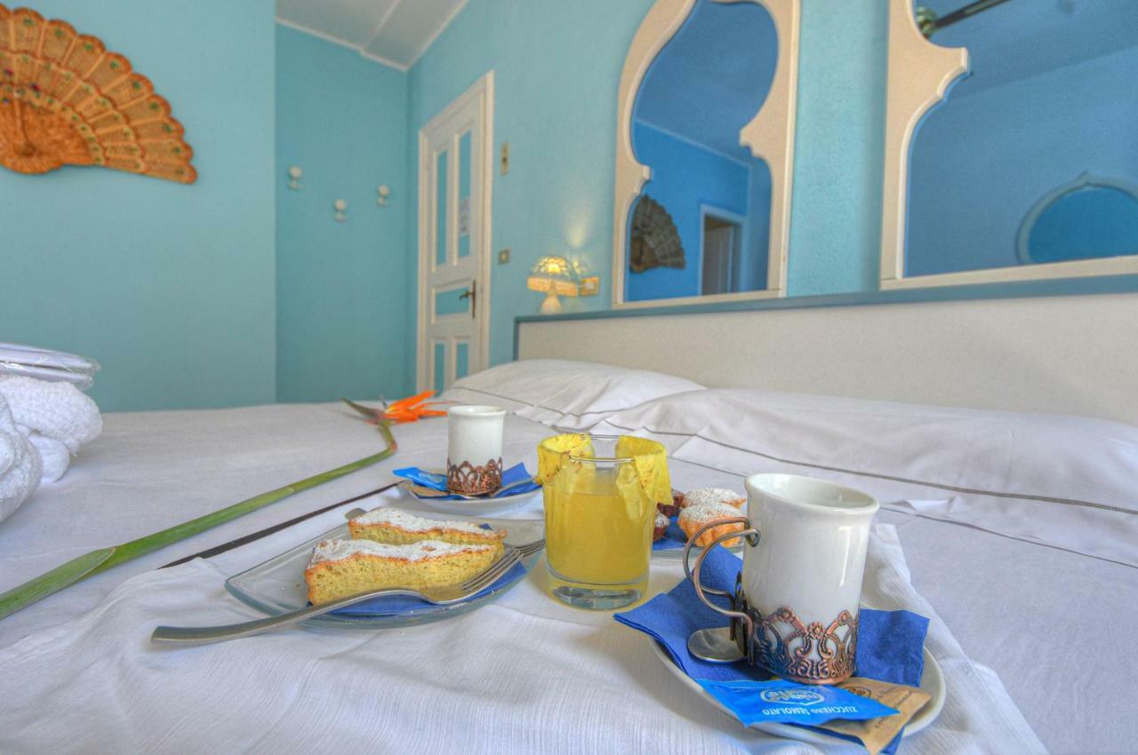 Hotel Arabesque Varigotti Esterno foto