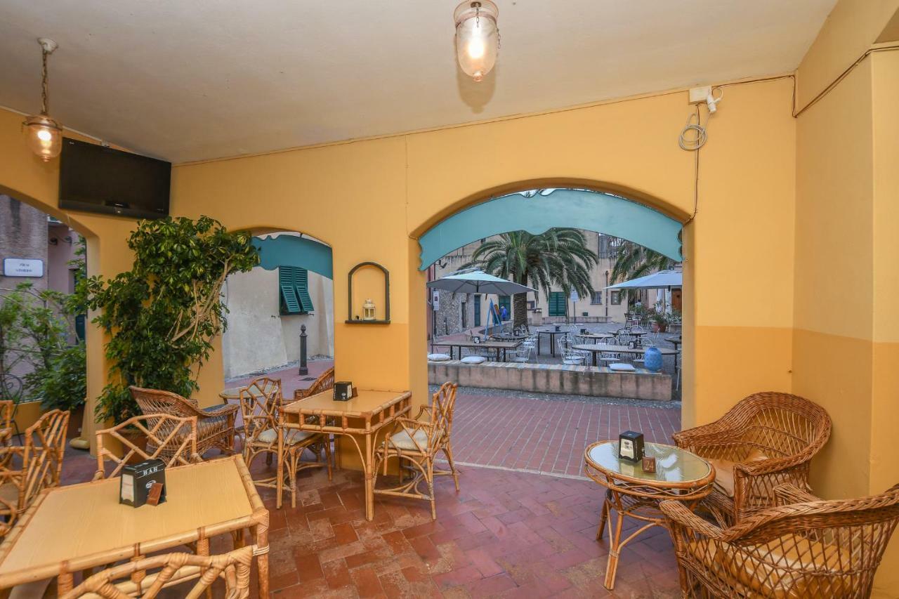 Hotel Arabesque Varigotti Esterno foto