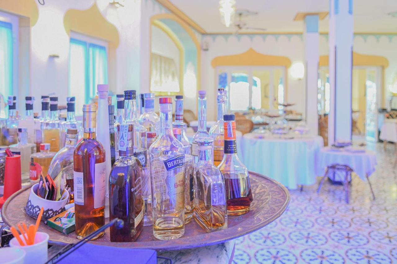Hotel Arabesque Varigotti Esterno foto