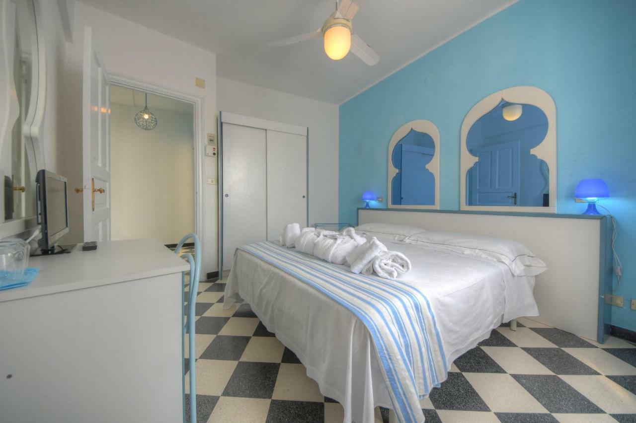 Hotel Arabesque Varigotti Esterno foto